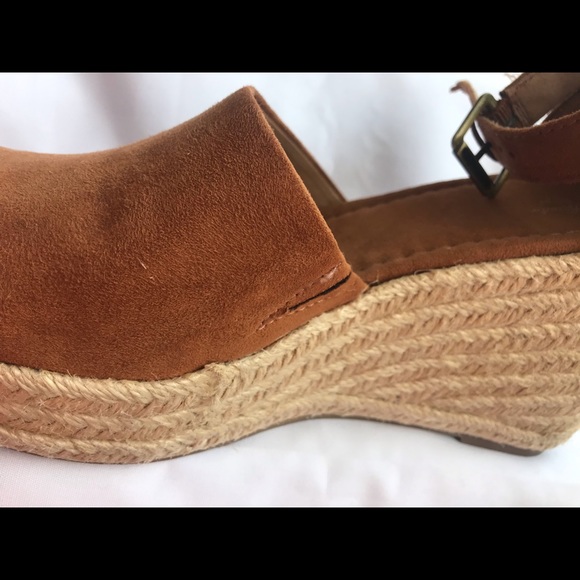 Women’s wedge sandal - Picture 3 of 6